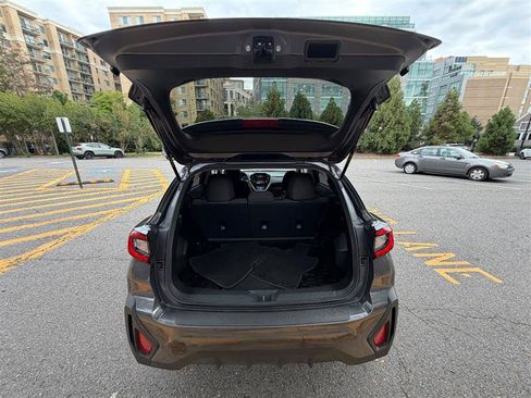 Used 2024 Subaru Crosstrek 2.0i Premium AWD/4WD image 23