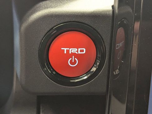 New 2025 Toyota 4Runner 4WD image 36