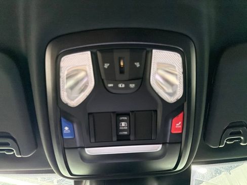 New 2026 RAM 3500 Tradesman AWD/4WD image 21
