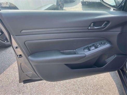 New 2025 Nissan Altima 2.5 S image 14