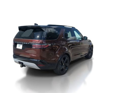 Certified 2026 Land Rover Discovery Limited Edition AWD/4WD image 8