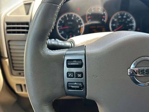 Used 2012 Nissan Titan SV w/ SV Value Truck Pkg image 24