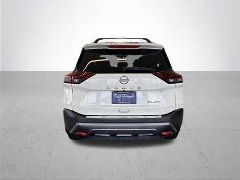 Certified 2023 Nissan Rogue SL w/ SL Premium Package AWD/4WD image 9