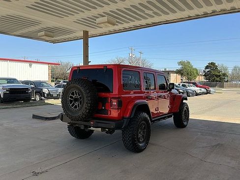 Used 2022 Jeep Wrangler Unlimited Rubicon w/ Xtreme Recon 35" Tire Package image 5