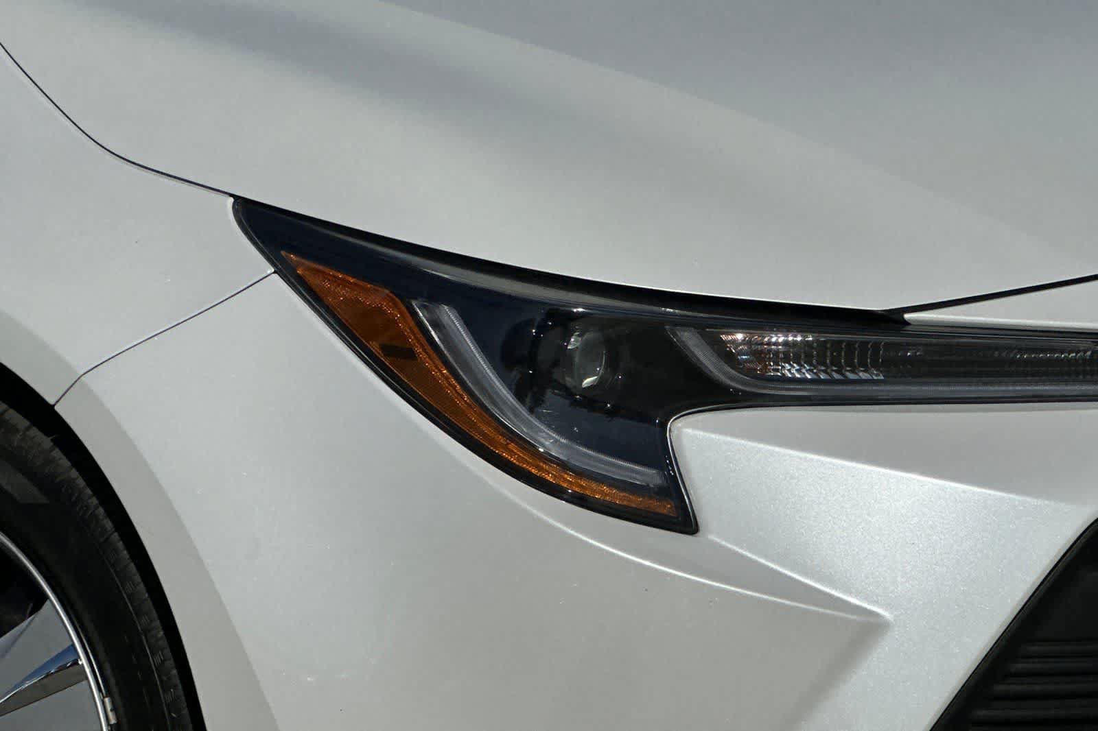Used 2025 Toyota Corolla LE FWD image 59