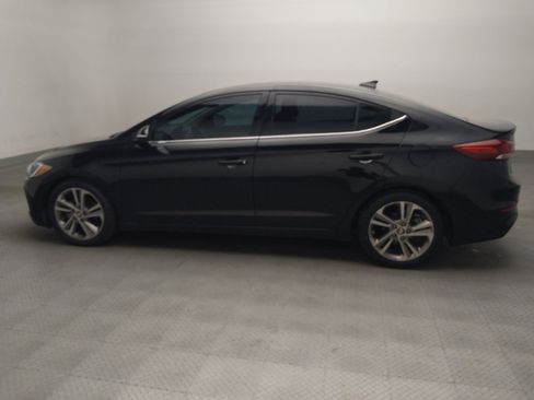 Used 2018 Hyundai Elantra Limited FWD image 3