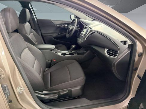 Used 2024 Chevrolet Malibu LT FWD image 23