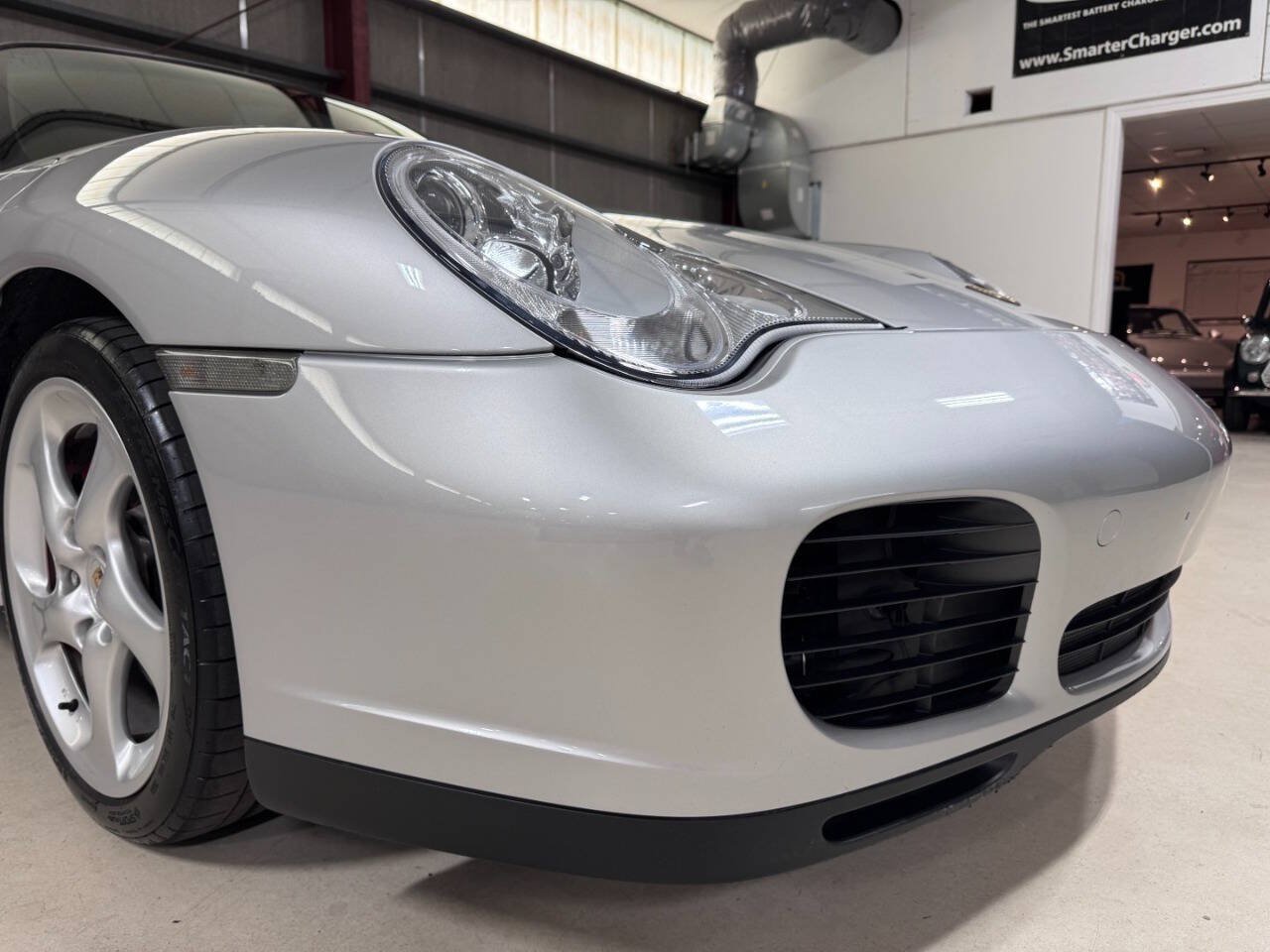 Used 2004 Porsche 911 Carrera 4S AWD/4WD image 22
