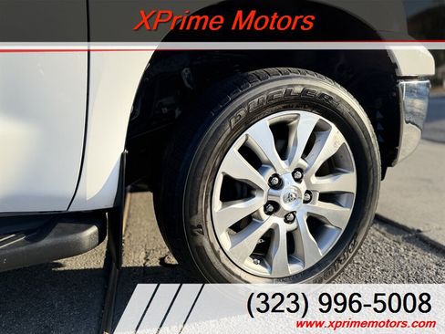 Used 2012 Toyota Tundra Limited w/ Platinum Pkg AWD/4WD image 9