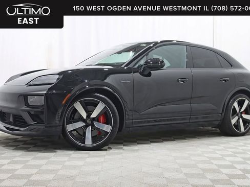 Used 2025 Porsche Macan Turbo Electric AWD/4WD image 1