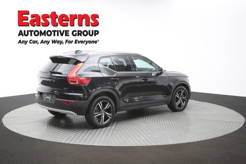 Used 2023 Volvo XC40 B5 Plus AWD/4WD image 43
