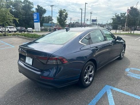 Used 2023 Honda Accord EX image 8