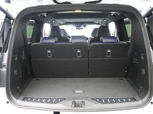 New 2026 INFINITI QX80 4WD image 13