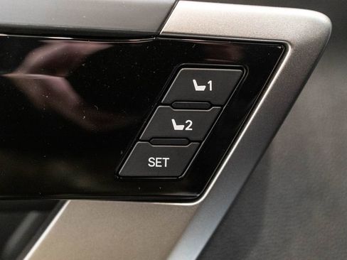 New 2026 Toyota Tundra Limited AWD/4WD image 22