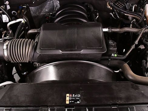 Used 2024 Chevrolet Silverado 2500 LT image 33