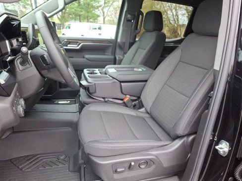 New 2026 Chevrolet Silverado 1500 LT w/ Z71 Off-Road Package AWD/4WD image 39