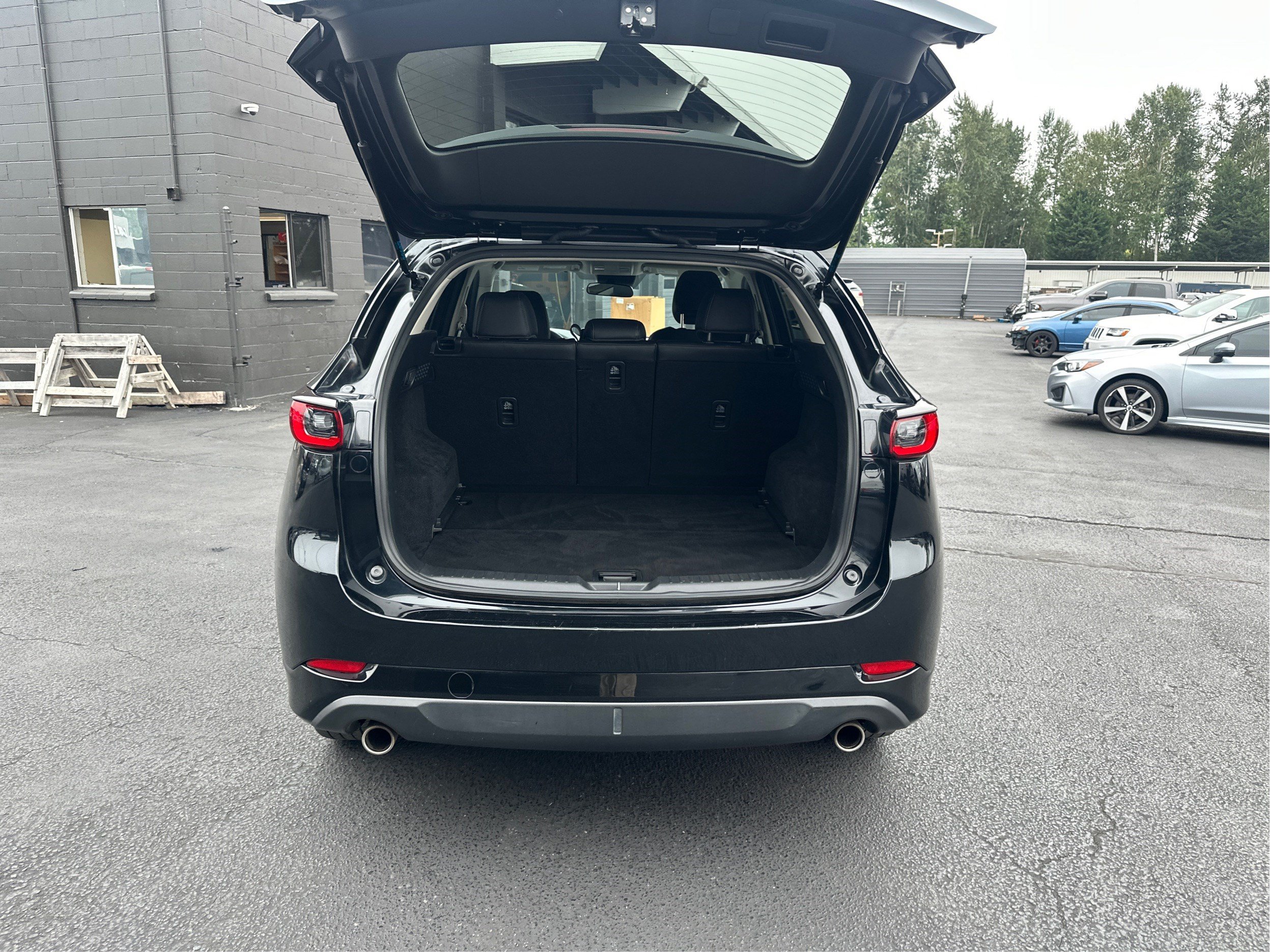 Used 2024 MAZDA CX-5 AWD 2.5 S w/ Select Package image 11