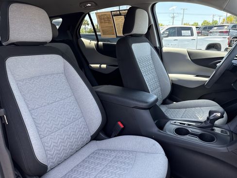 Used 2023 Chevrolet Equinox LS w/ LS Convenience Package AWD/4WD image 31