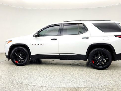 Used 2021 Chevrolet Traverse Premier w/ Redline Edition AWD/4WD image 8