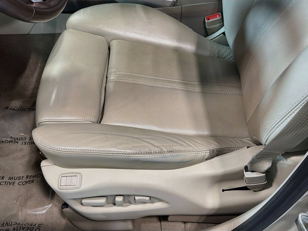 Used 2014 Cadillac SRX Luxury AWD/4WD image 20