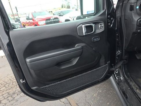 Used 2025 Jeep Wrangler Unlimited Rubicon 4xe w/ Safety Group image 13