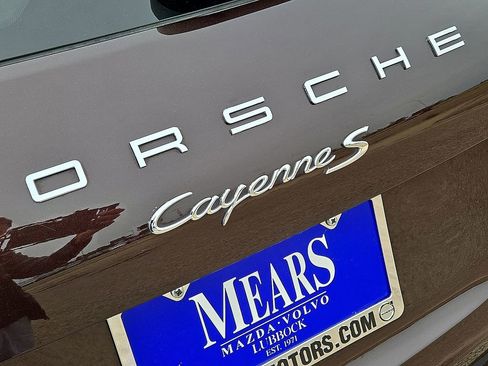 Used 2018 Porsche Cayenne S AWD/4WD image 12