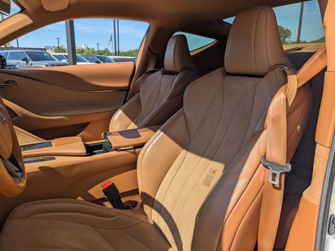 Used 2018 Lexus LC 500 Coupe RWD image 7