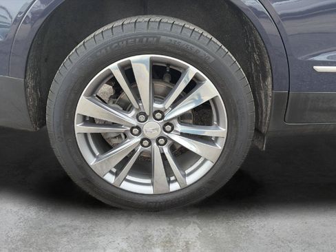 Certified 2024 Cadillac XT5 Premium Luxury w/ LPO, Floor Liner Package AWD/4WD image 9