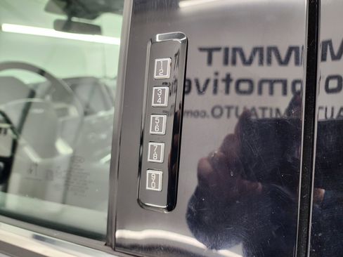 Used 2022 Ford F350 Platinum image 39
