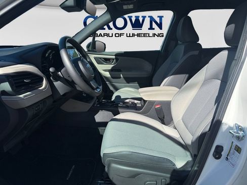 Used 2026 Subaru Forester Premium AWD/4WD image 14