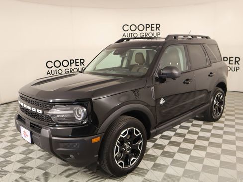 Used 2025 Ford Bronco Sport Outer Banks w/ Outer Banks Tech Package+ image 11