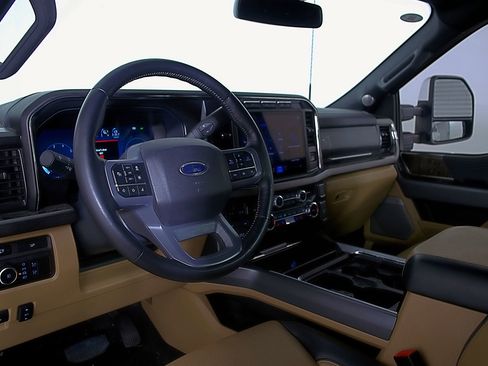 Used 2024 Ford F250 Lariat w/ Lariat Ultimate Package image 19