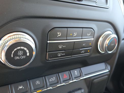 New 2026 GMC Sierra 1500 Pro w/ Pro Value Package image 16