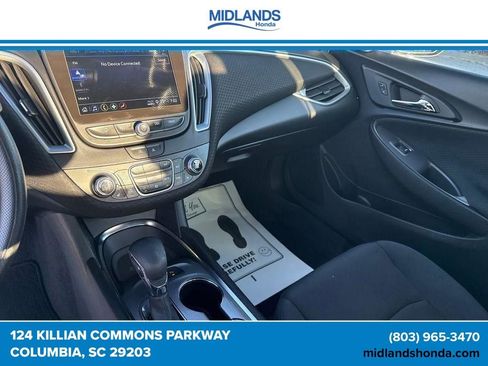 Used 2024 Chevrolet Malibu LT FWD image 21