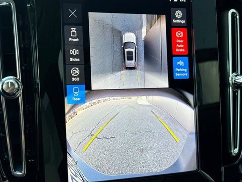 Certified 2026 Volvo XC40 B5 Plus w/ Protection Package Premier AWD/4WD image 22