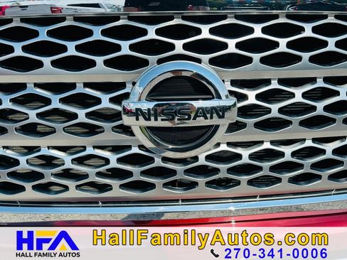 Used 2016 Nissan Titan XD AWD/4WD image 38