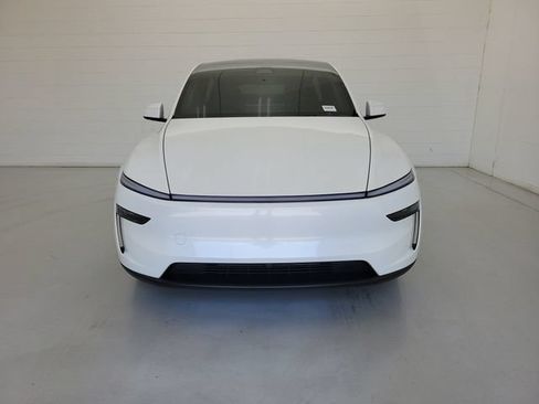 Used 2026 Tesla Model Y Long Range AWD/4WD image 3