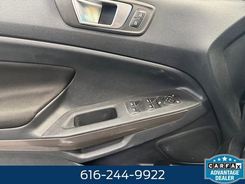 Used 2019 Ford EcoSport SE w/ SE Convenience Package image 25