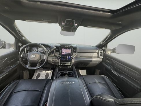 Used 2019 RAM 2500 Limited AWD/4WD image 2