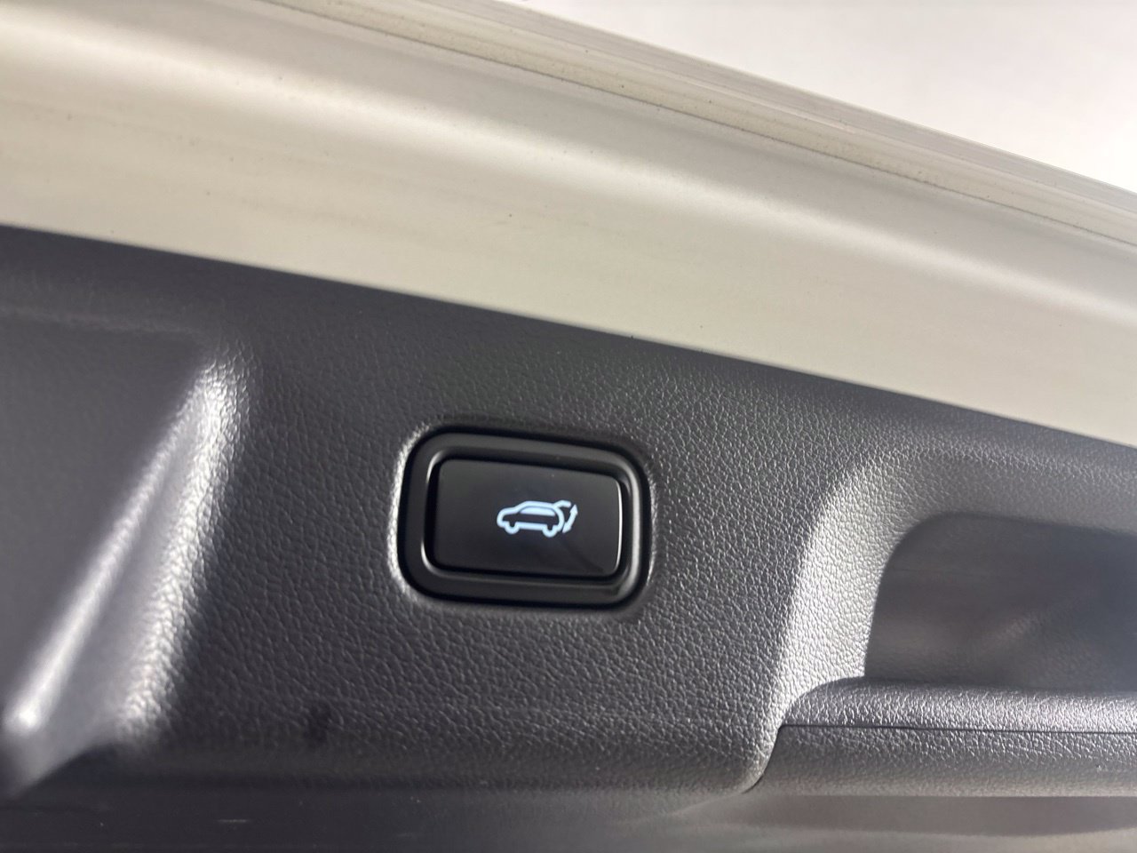 Used 2024 Hyundai Palisade SEL FWD image 32