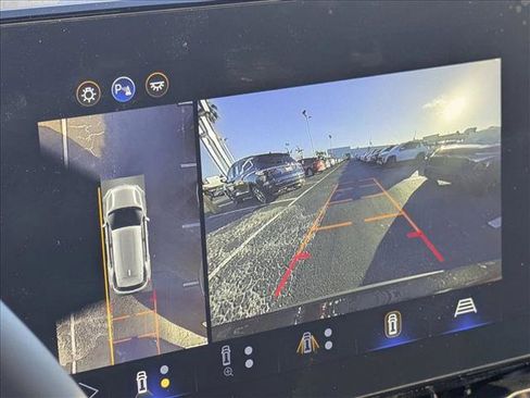 New 2026 Chevrolet Equinox LT w/ Safety and Technology Package image 11