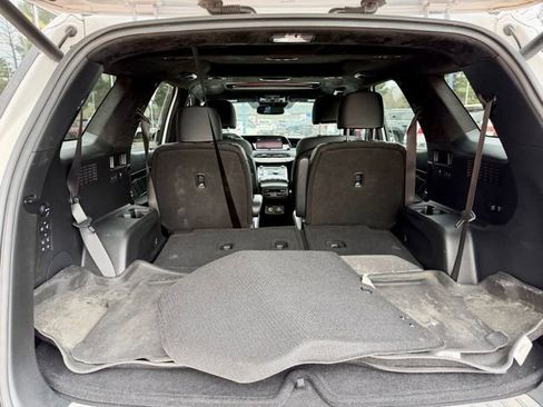 Used 2020 Hyundai Santa Fe SEL AWD/4WD image 12