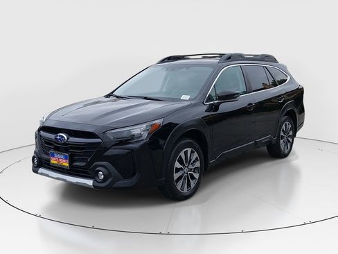 Used 2023 Subaru Outback Limited XT AWD/4WD image 3