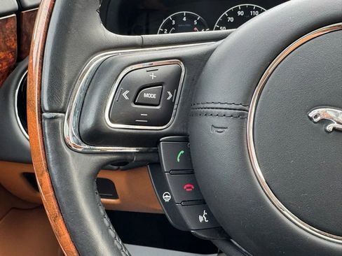 Used 2017 Jaguar XJ L Portfolio image 26