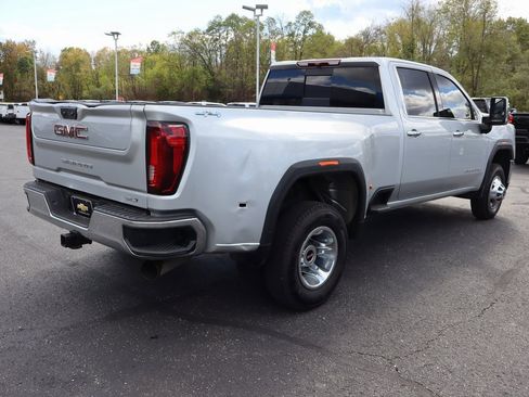 Used 2022 GMC Sierra 3500 SLT w/ SLT Convenience Package image 29