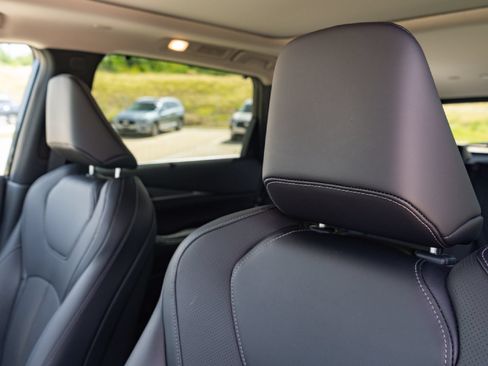 Certified 2026 INFINITI QX60 Luxe w/ Cargo Package AWD/4WD image 11