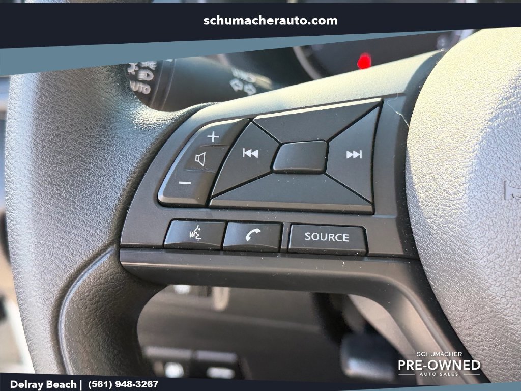 Used 2025 Nissan Kicks Play S FWD image 21