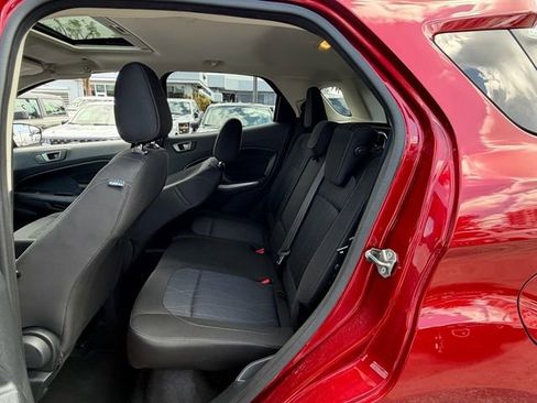 Used 2021 Ford EcoSport SE FWD image 11