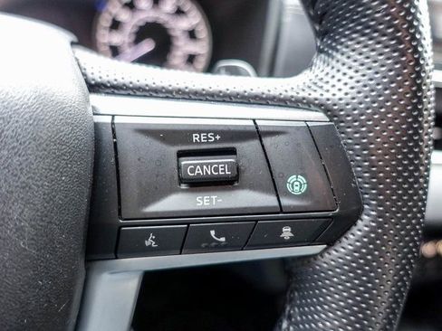 Used 2022 Mitsubishi Outlander SE image 26