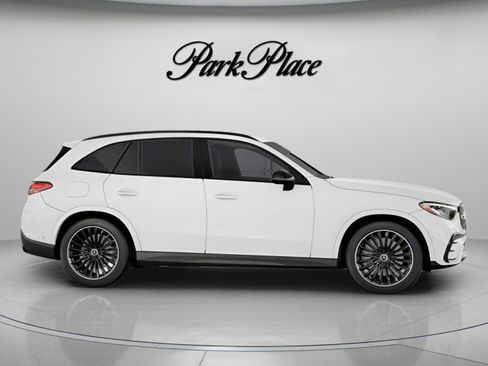 Used 2026 Mercedes-Benz GLC 300 image 28